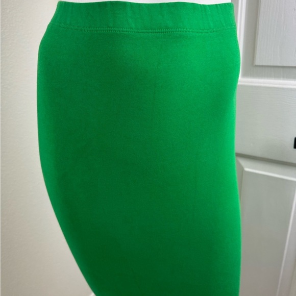 Zara green seamless midi skirt XS Elegant Green Pencil Skirt. #343 - Picture 6 of 8